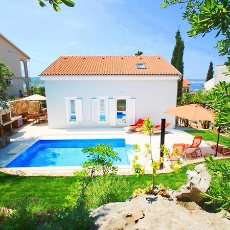 Holiday Home In Dramalj 39283 Exterior photo