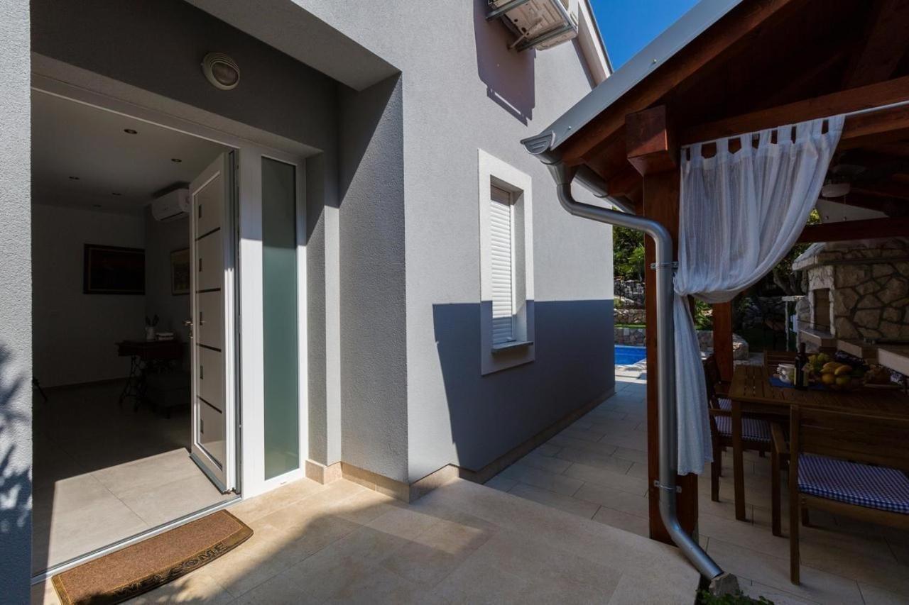 Holiday Home In Dramalj 39283 Exterior photo